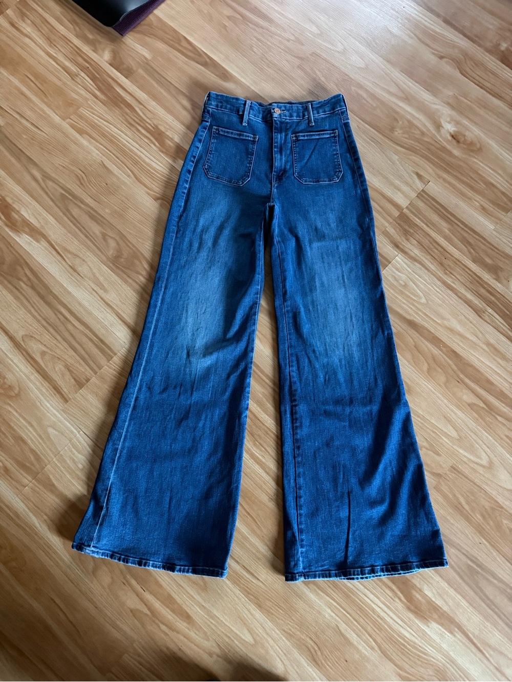 Mother Denim The Patch Pocket Roller Skimp in Healing Jar - Sz 26